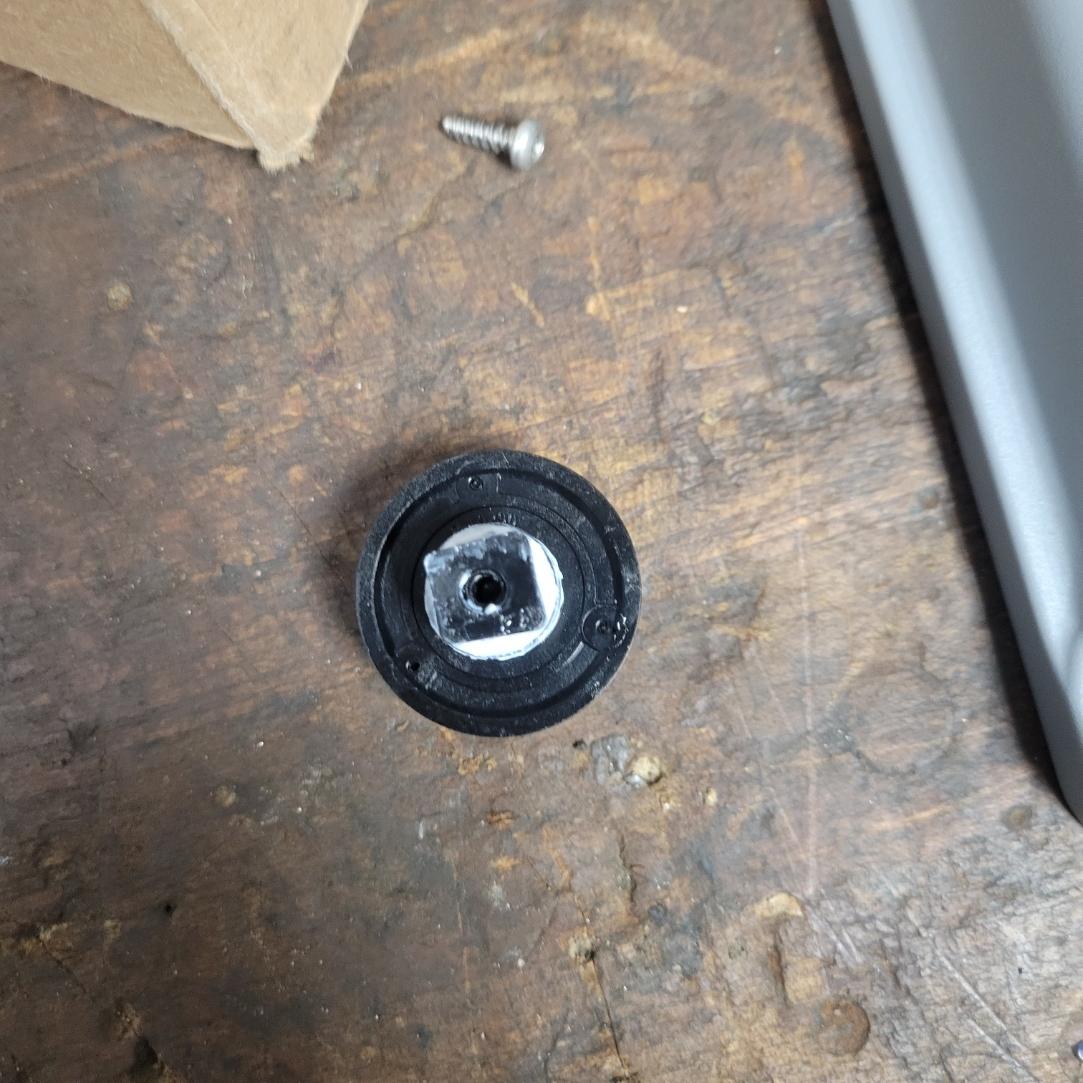 disconnect handle shaft