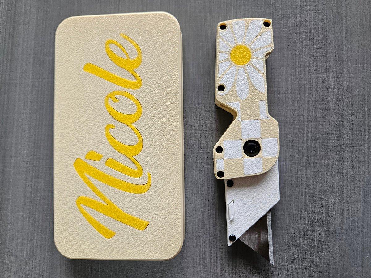 Daisy Design Utility Knife Handle with Matching Tin Storage Case